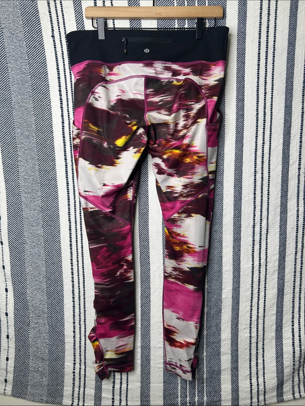 Lululemon Speed Tights - Picture 6 of 6